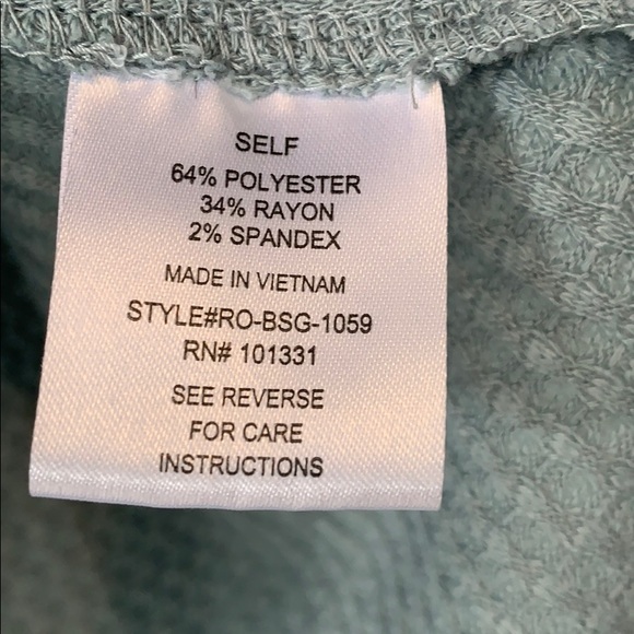 3 for $25! Cowlneck waffle knit shirt - Picture 4 of 4